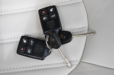 Lot 1998 Jaguar XKR Convertible