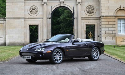 Lot 1998 Jaguar XKR Convertible