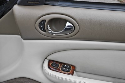 Lot 1998 Jaguar XKR Convertible