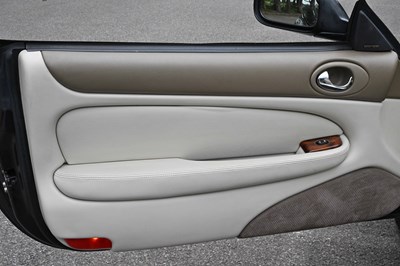 Lot 1998 Jaguar XKR Convertible