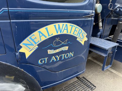Lot 1946 Austin Lorry