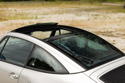 Lot 1997 Porsche 911 (993) Targa