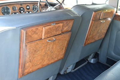 Lot 1962 Bentley S3