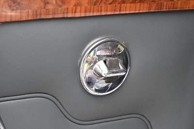 Lot 1962 Bentley S3