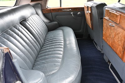Lot 1962 Bentley S3