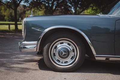 Lot 1965 Mercedes-Benz 600 Grosser