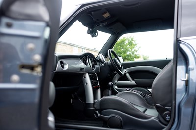 Lot 2006 Mini Cooper S