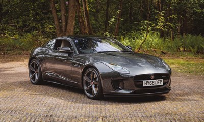 Lot 2018 Jaguar F-Type R-Dynamic Coupé (3.0-litre)