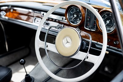 Lot 1965 Mercedes-Benz 300 SE Coupé