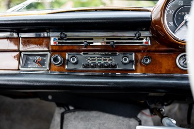 Lot 1965 Mercedes-Benz 300 SE Coupé