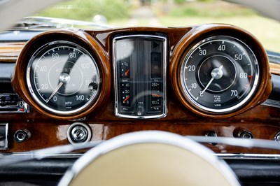 Lot 1965 Mercedes-Benz 300 SE Coupé