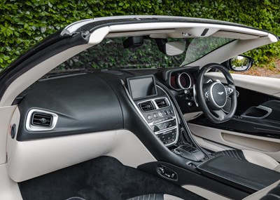 Lot 2018 Aston Martin DB11 Volante (4.0 litre)