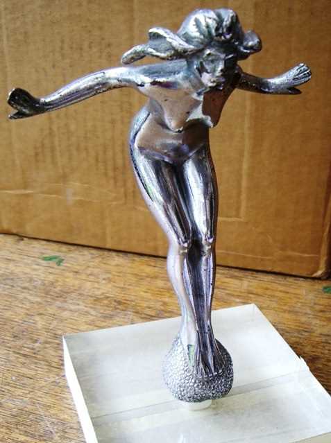 Lot 67 - speed nymph motoring mascot